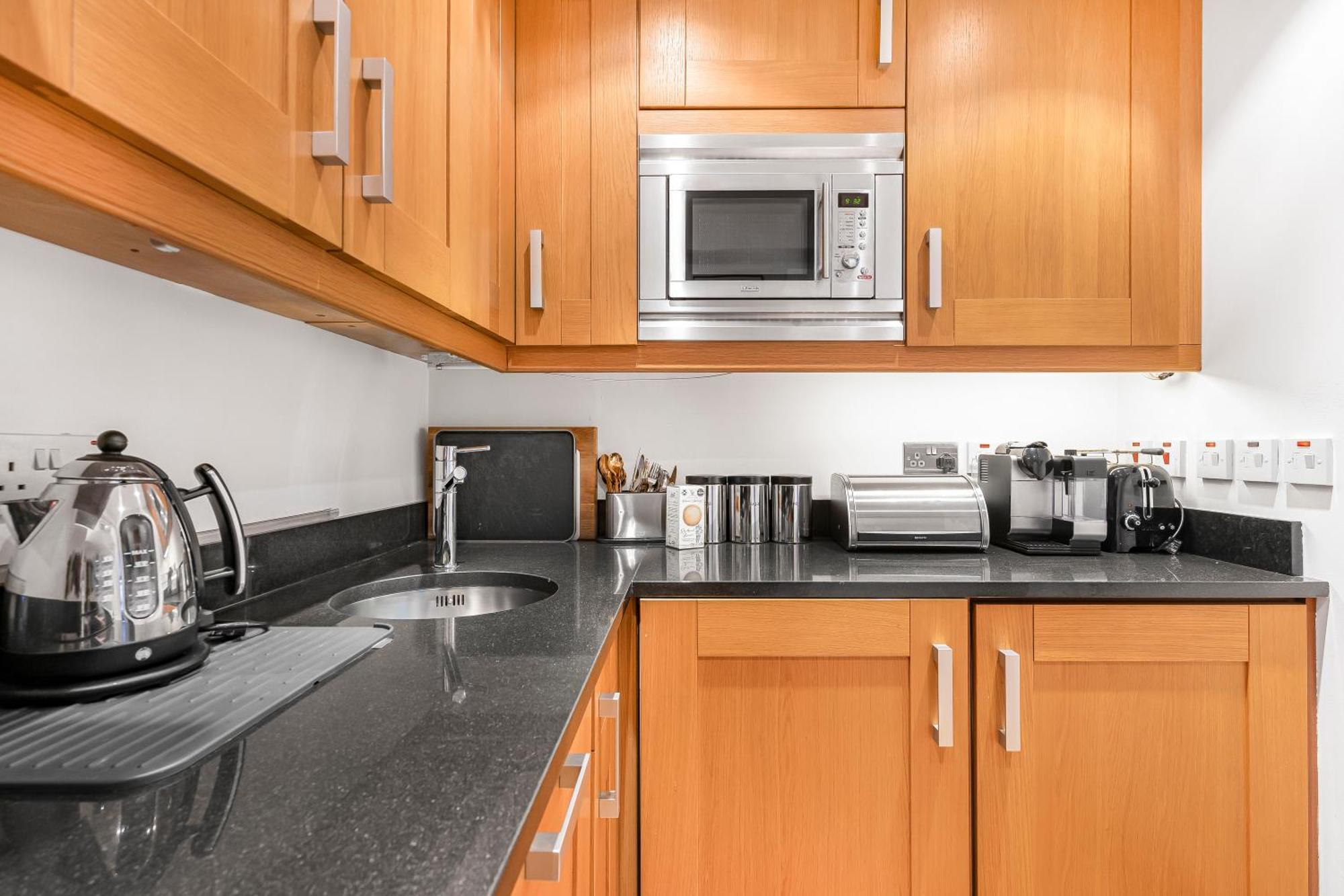 Elegant 1 Bedroom Flat Near Harrods لندن المظهر الخارجي الصورة